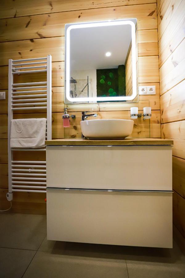 Vila Elis Vel'ka Lomnica Ngoại thất bức ảnh